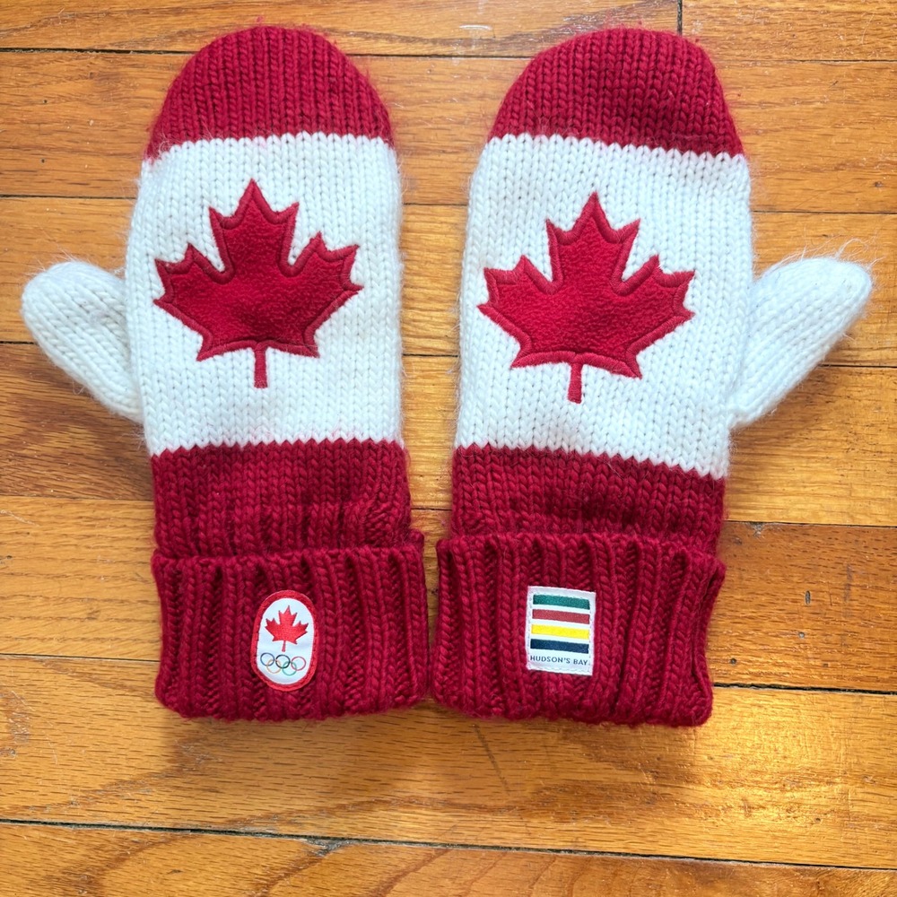 Hudson's Bay Women Mittens Red White Canada Olympic Collection